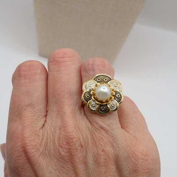 Vintage Damascene Style Faux Pearl Floral Ring Size 5 Adjustable - Picture 2 of 10